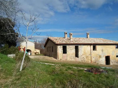 Rustico/Casale in vendita a San Severino M... - foto 1