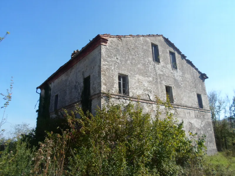 Rustico/Casale in vendita a Montefalcone Appennino - foto 1