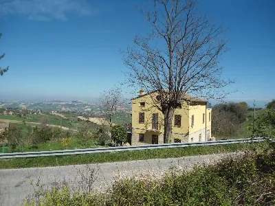 Rustico/Casale in vendita a Monterubbiano - foto 2