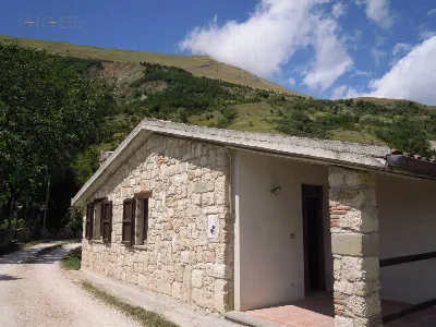 Rustico/Casale in vendita a Montemonaco - foto 4
