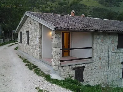 Rustico/Casale in vendita a Montemonaco - foto 7