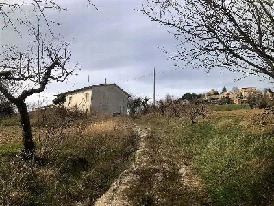 Rustico/Casale a Santa Vittoria in Matenano