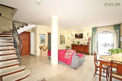 Villa in vendita a San Benedetto del Tront... - foto 2