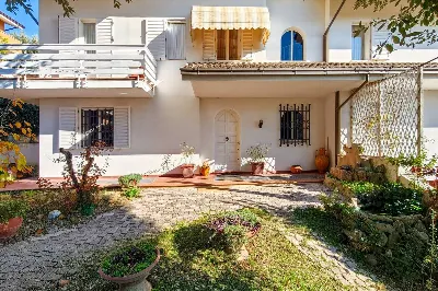 Villa in vendita a Fermo - foto 1