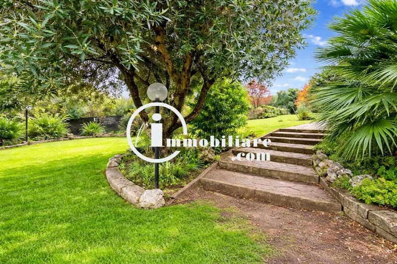 Villa in vendita a Roma - foto 1