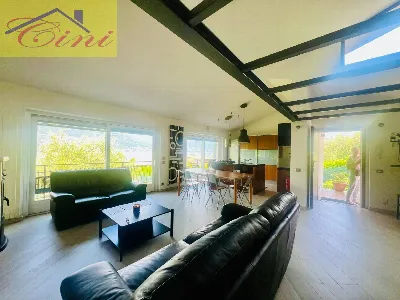 Villa in vendita a Colico - foto 1