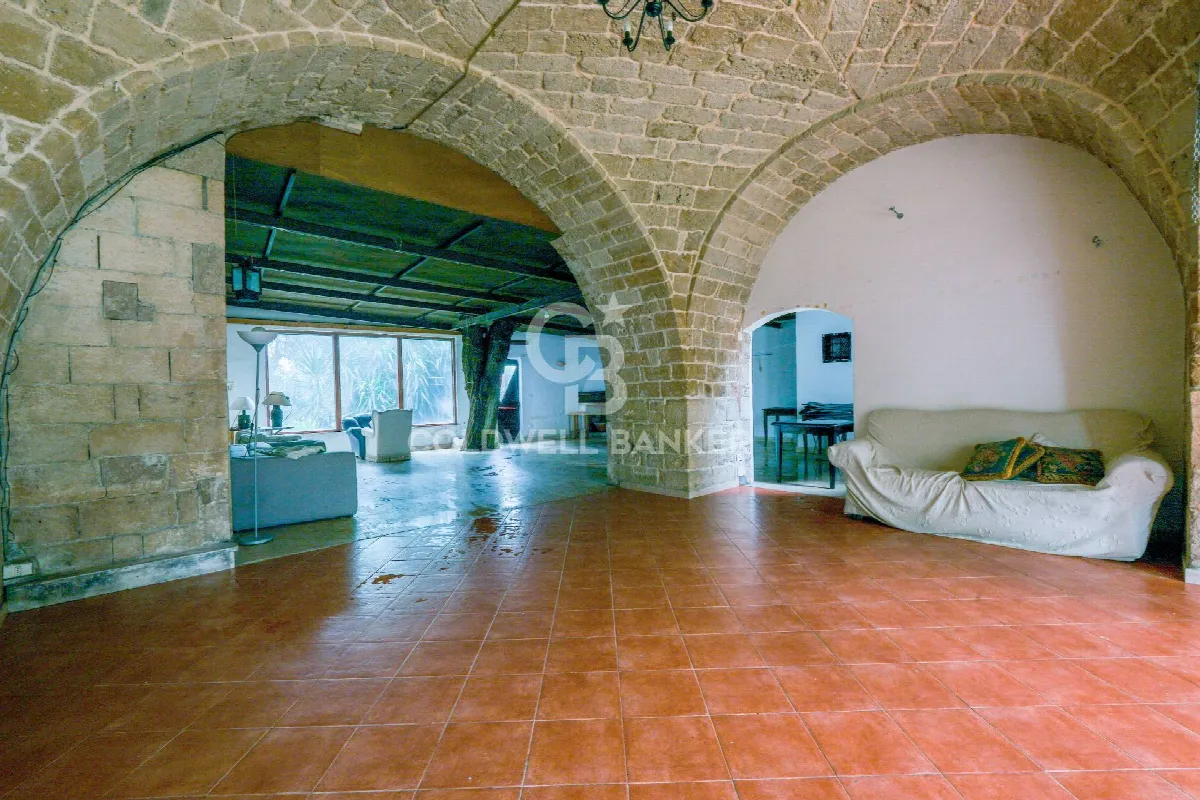 Rustico/Casale in vendita a Bitonto - foto 2