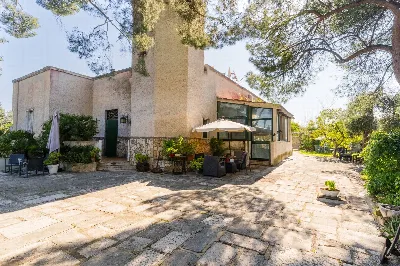 Villa a Bari
