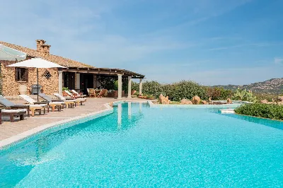 Villa in vendita a Loiri Porto San Paolo - foto 1
