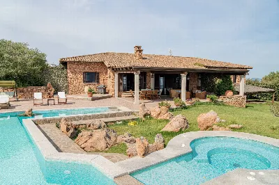 Villa in vendita a Loiri Porto San Paolo - foto 2