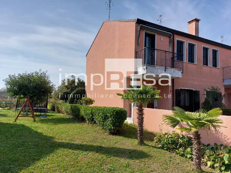 Casa Indipendente in vendita a Venezia, Murano, Le Vignole, Sant'erasmo - foto 1