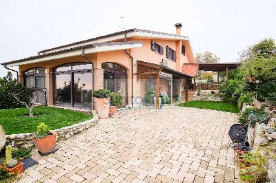 Villa in vendita a Chieti, Chieti Scalo - foto 3