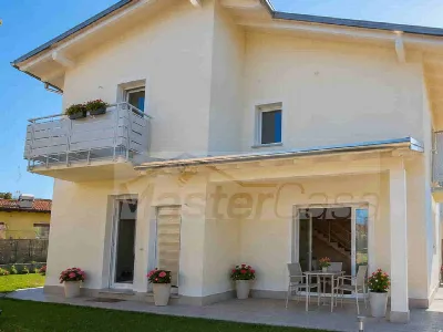Villa in vendita a Venegono Superiore - foto 7