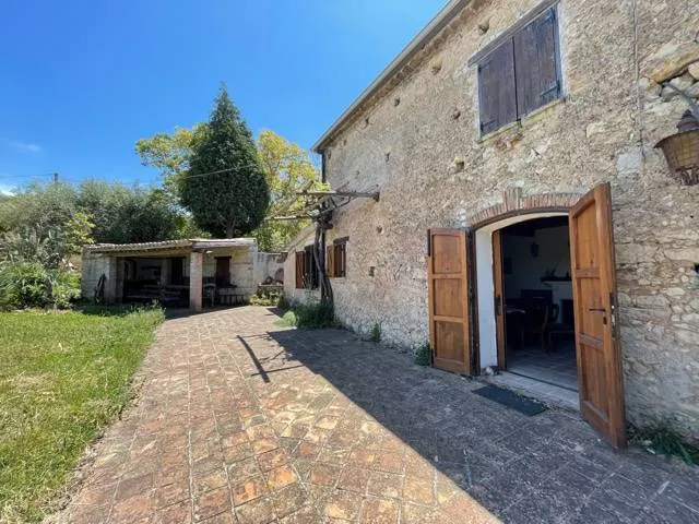 Villa in vendita a Zaccanopoli - foto 1