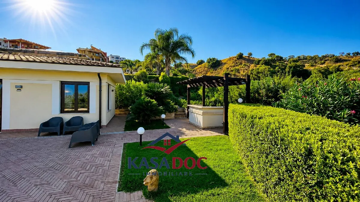 Villa in vendita a Montepaone - foto 2