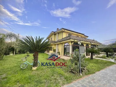 Villa in vendita a Caraffa di Catanzaro - foto 2