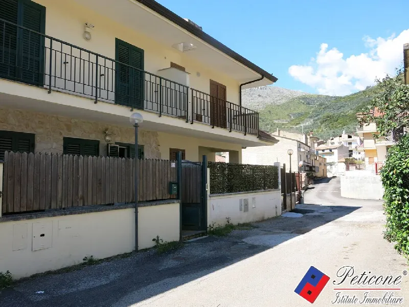 Villa in vendita a Fondi - foto 1