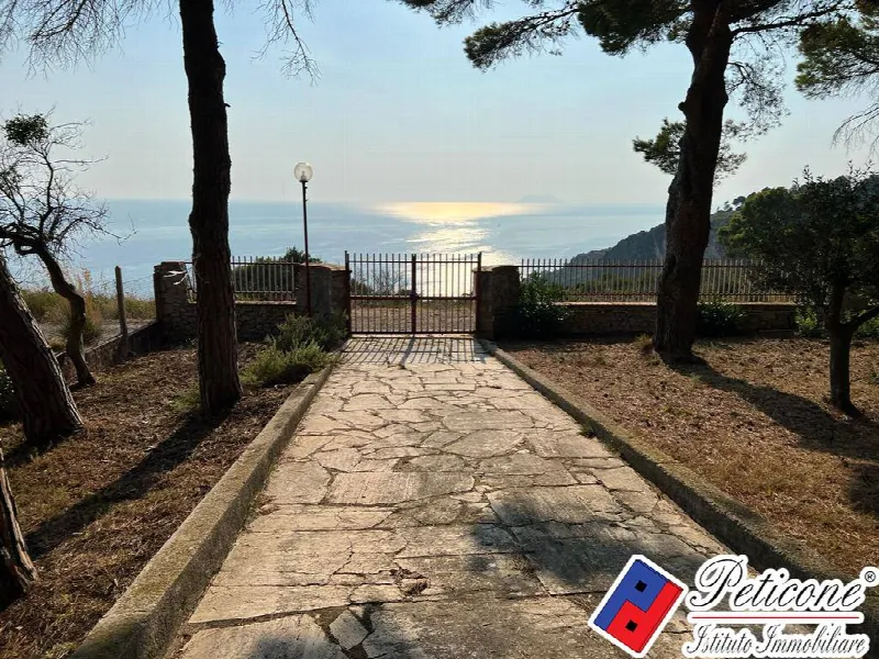 Villa in vendita a Sperlonga - foto 1