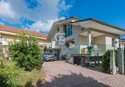 Villa in vendita a Cesenatico - foto 1