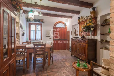 Rustico/Casale in vendita a Montefiore Con... - foto 1