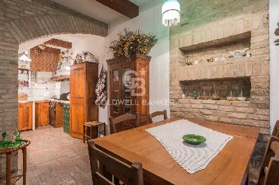 Rustico/Casale in vendita a Montefiore Con... - foto 4