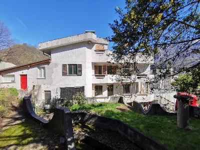 Villa a Pescate
