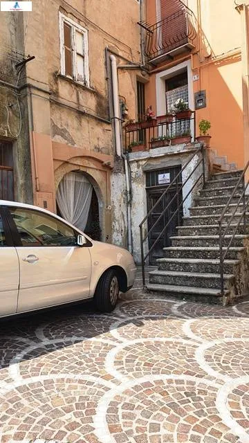 Casa Indipendente in vendita a Ariano Irpi... - foto 2