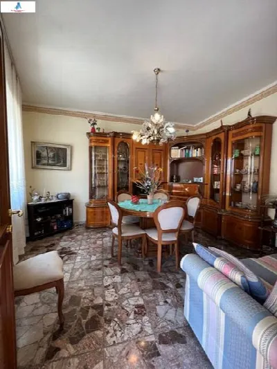 Casa Indipendente in vendita a Ariano Irpi... - foto 4