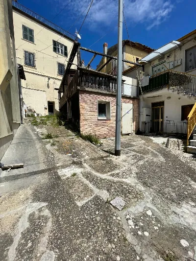 Casa Indipendente in vendita a Ariano Irpi... - foto 2