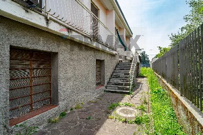 Casa Indipendente in vendita a Rho - foto 3