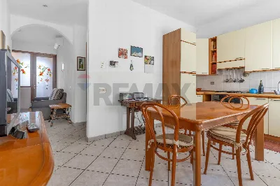 Casa Indipendente in vendita a Rho - foto 4