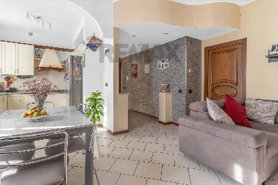 Casa Indipendente in vendita a Rho - foto 7