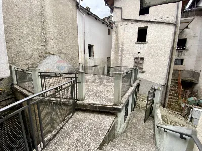 Casa Indipendente in vendita a Gurro - foto 3