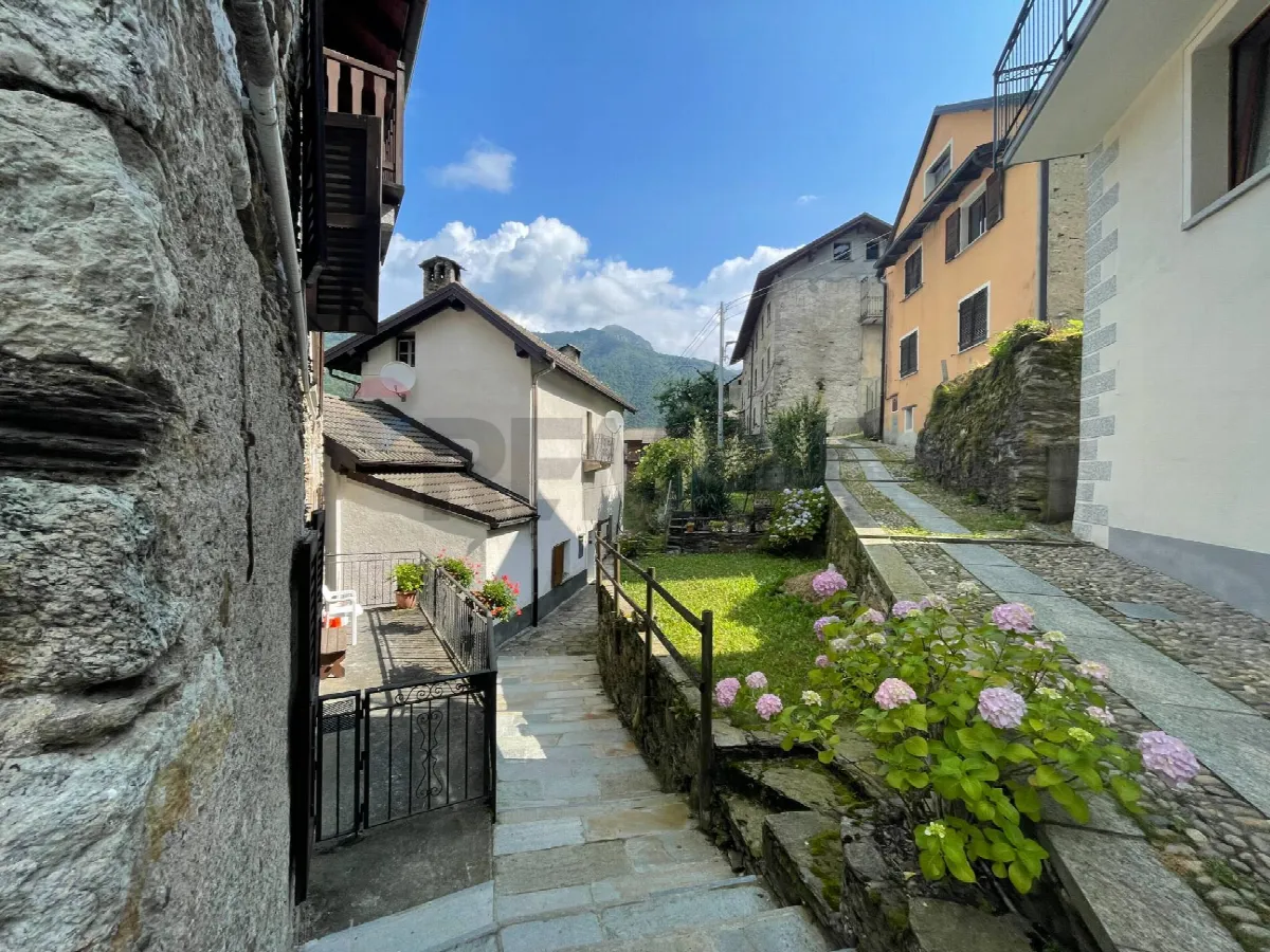 Casa Indipendente in vendita a Gurro - foto 2