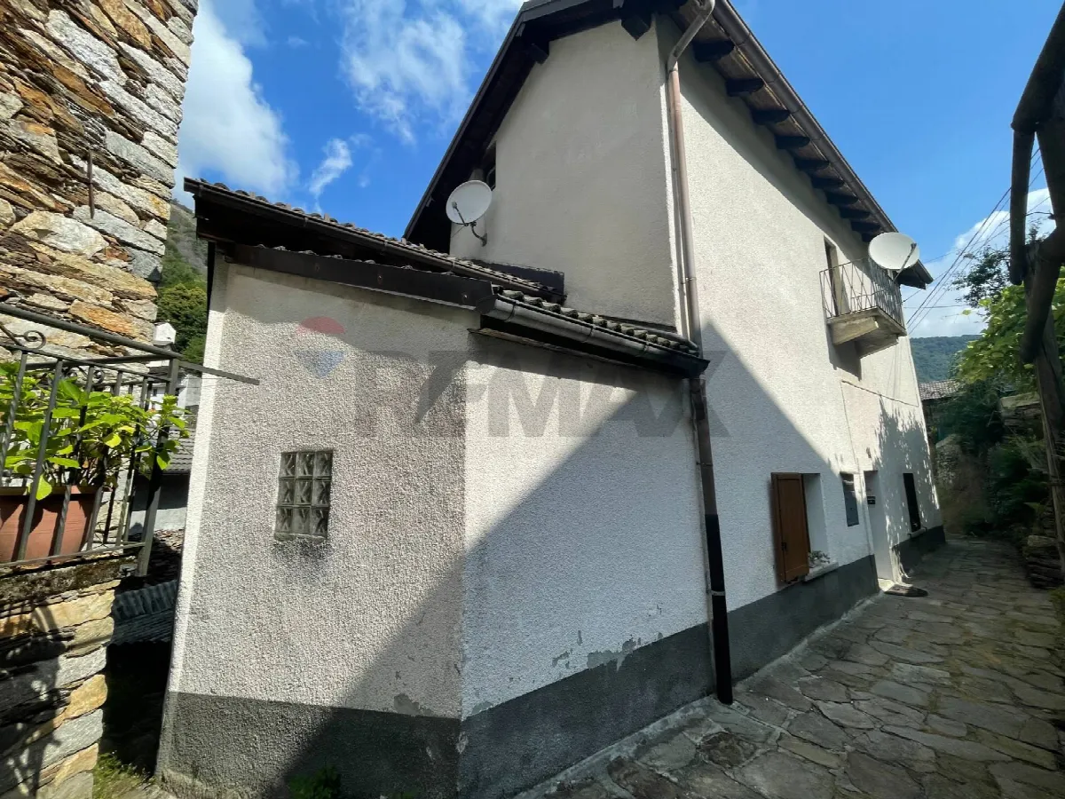 Casa Indipendente in vendita a Gurro - foto 3