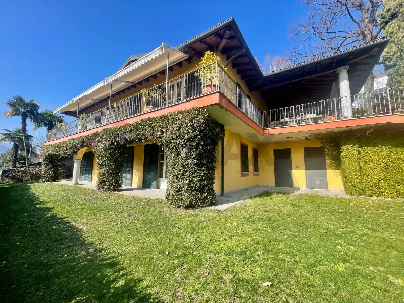 Villa in vendita a Verbania - foto 1