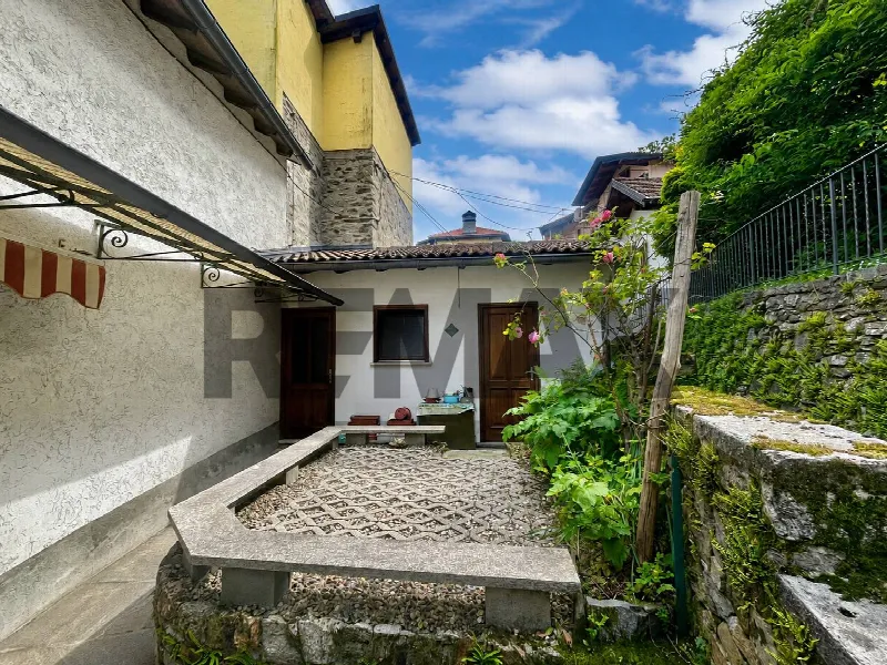 Casa Indipendente in vendita a Cannobio - foto 1
