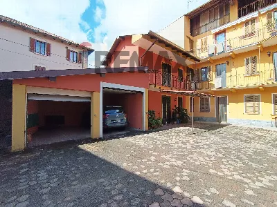 Casa Indipendente in vendita a Gozzano - foto 2