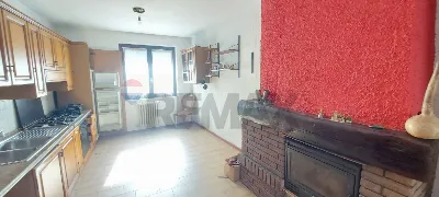 Casa Indipendente in vendita a Cuveglio - foto 1
