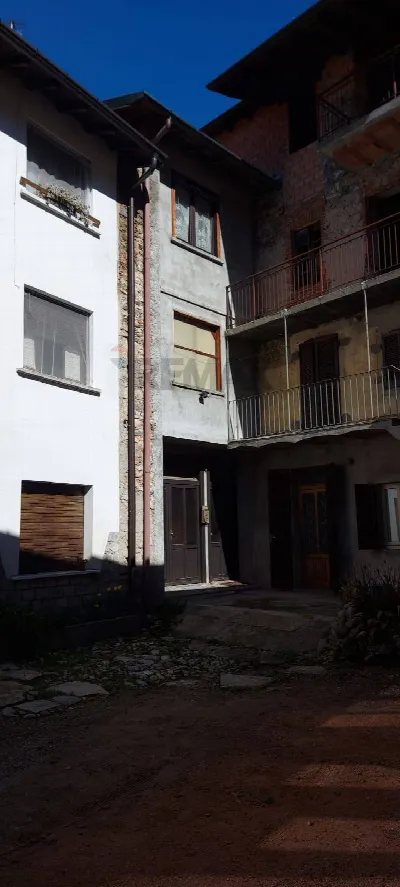 Casa Indipendente in vendita a Cuveglio - foto 4