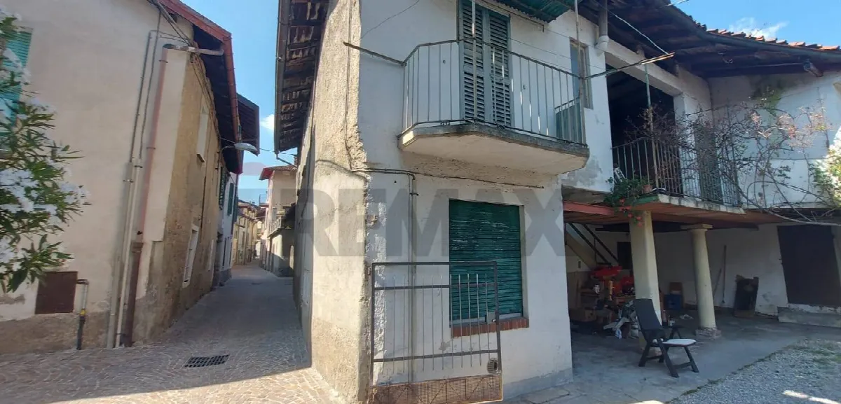Casa Indipendente in vendita a Gavirate - foto 2