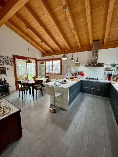 Villa in vendita a Leggiuno - foto 5