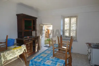 Casa Indipendente in vendita a Dumenza - foto 1
