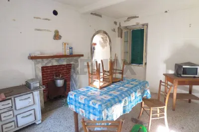 Casa Indipendente in vendita a Dumenza - foto 2
