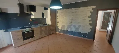 Casa Indipendente in vendita a Brebbia - foto 1