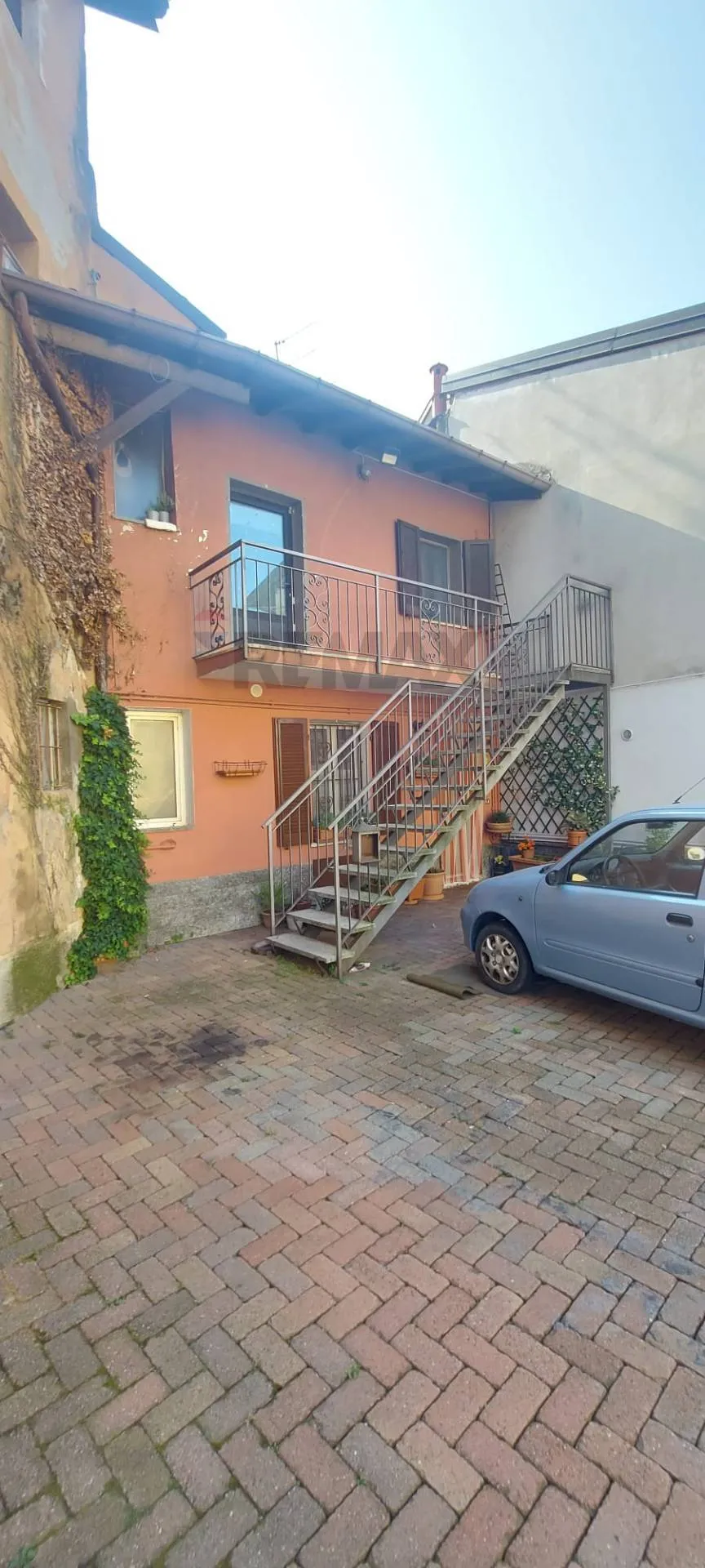 Casa Indipendente in vendita a Brebbia - foto 2