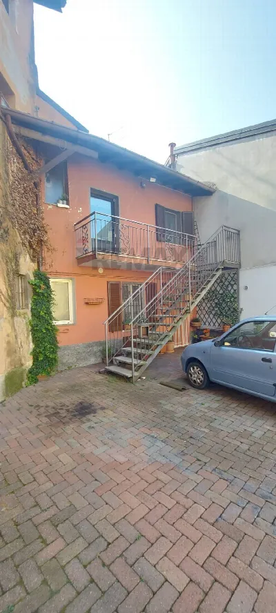 Casa Indipendente in vendita a Brebbia - foto 2