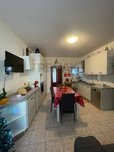 Casa Indipendente in vendita a Luino - foto 2
