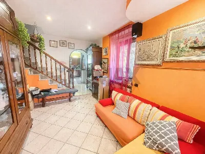 Casa Indipendente in vendita a Cocquio-Tre... - foto 10