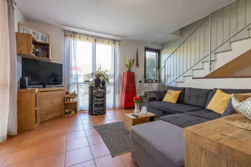 Villa in vendita a Comabbio - foto 2